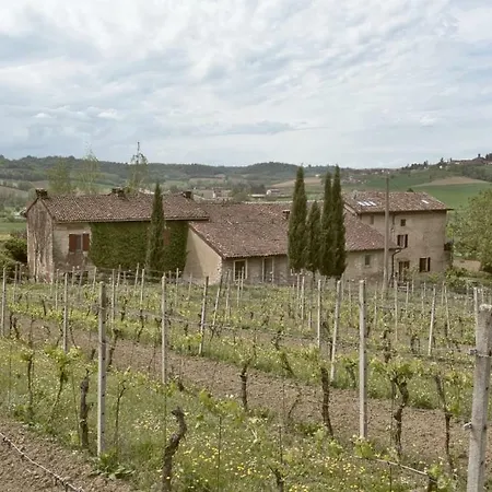 Cascina Intersenga Resort *